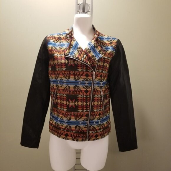 Forever 21 Blazer (S) - Picture 3 of 5
